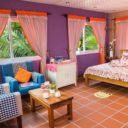 Отель Veranda Beach Place Фантхьет Экстерьер фото