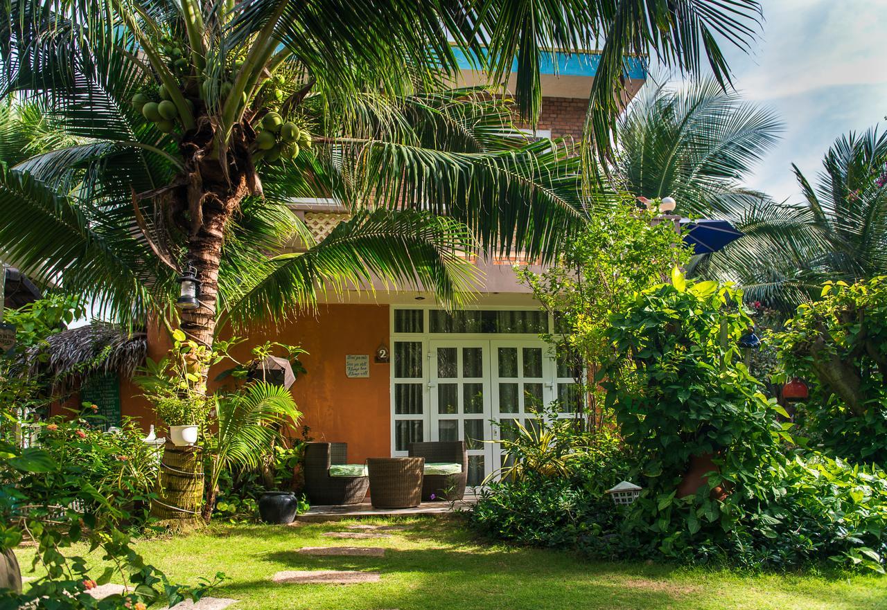 Отель Veranda Beach Place Фантхьет Экстерьер фото