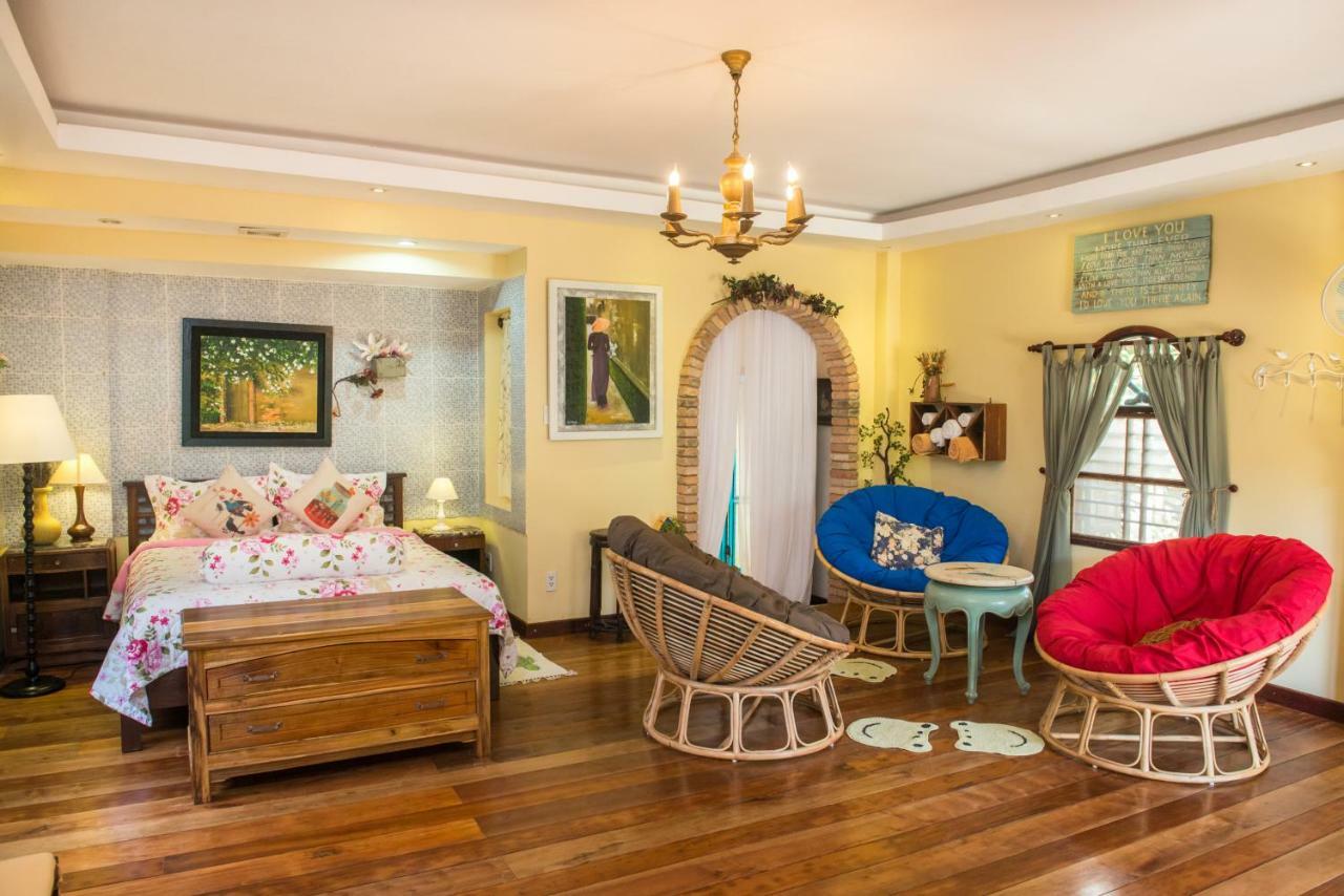 Отель Veranda Beach Place Фантхьет Экстерьер фото