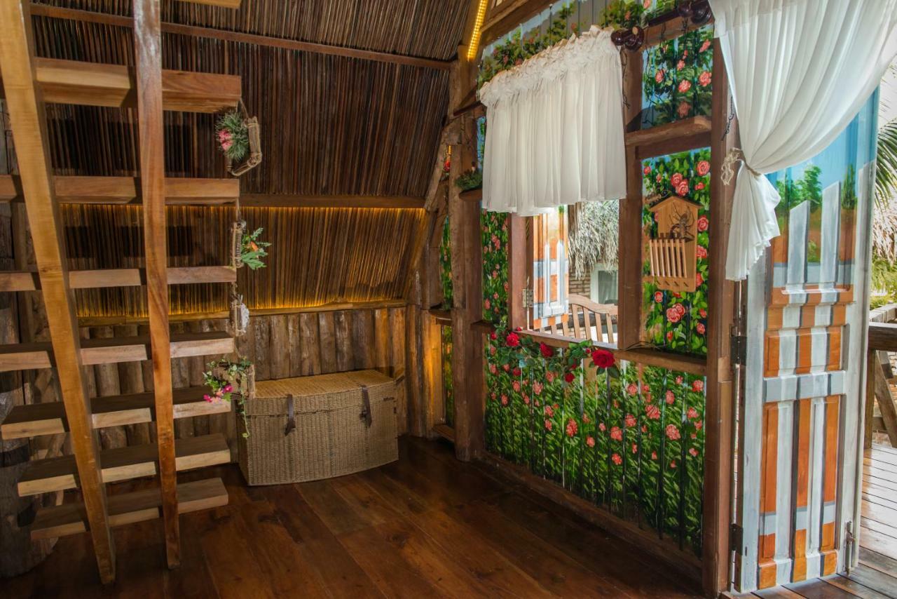 Отель Veranda Beach Place Фантхьет Экстерьер фото