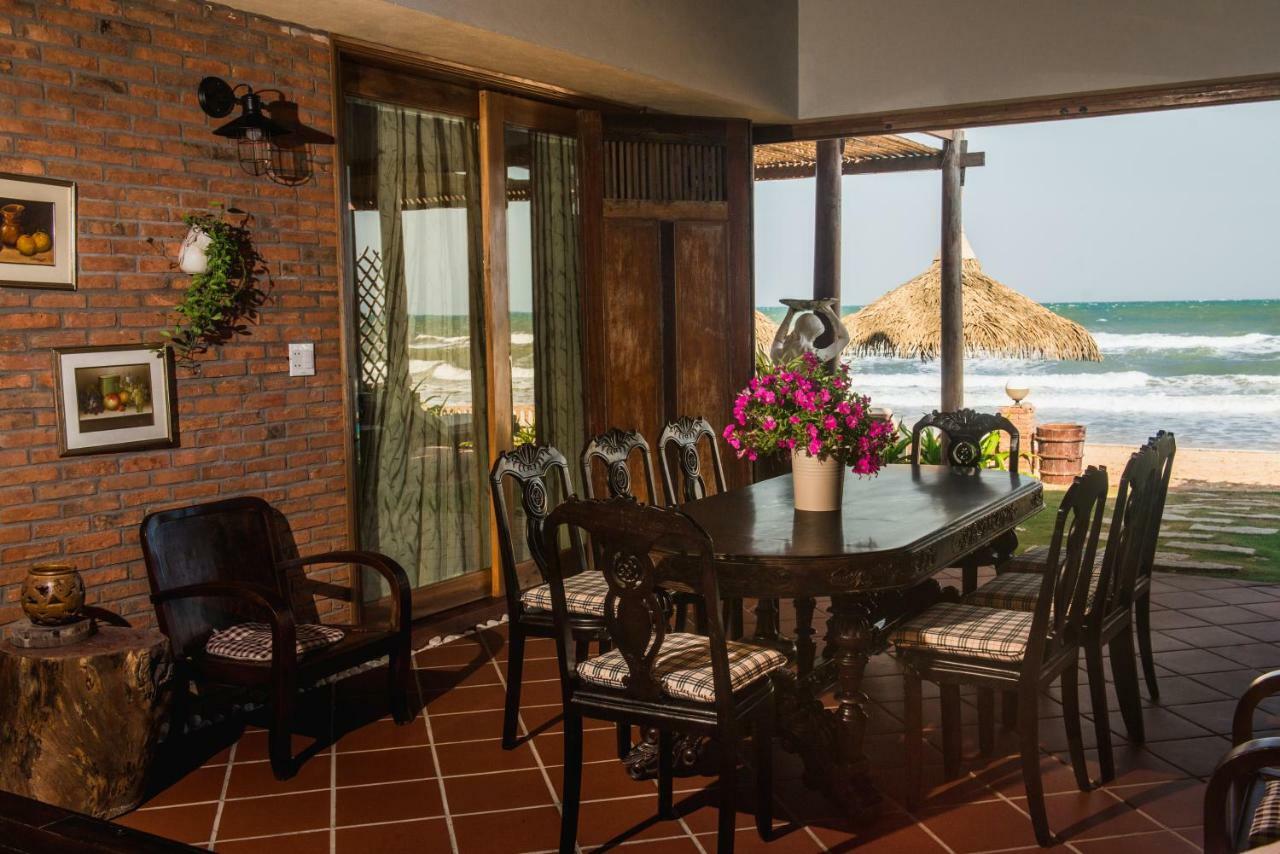 Отель Veranda Beach Place Фантхьет Экстерьер фото