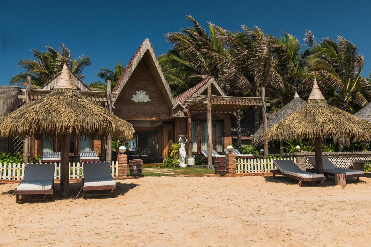 Отель Veranda Beach Place Фантхьет Экстерьер фото