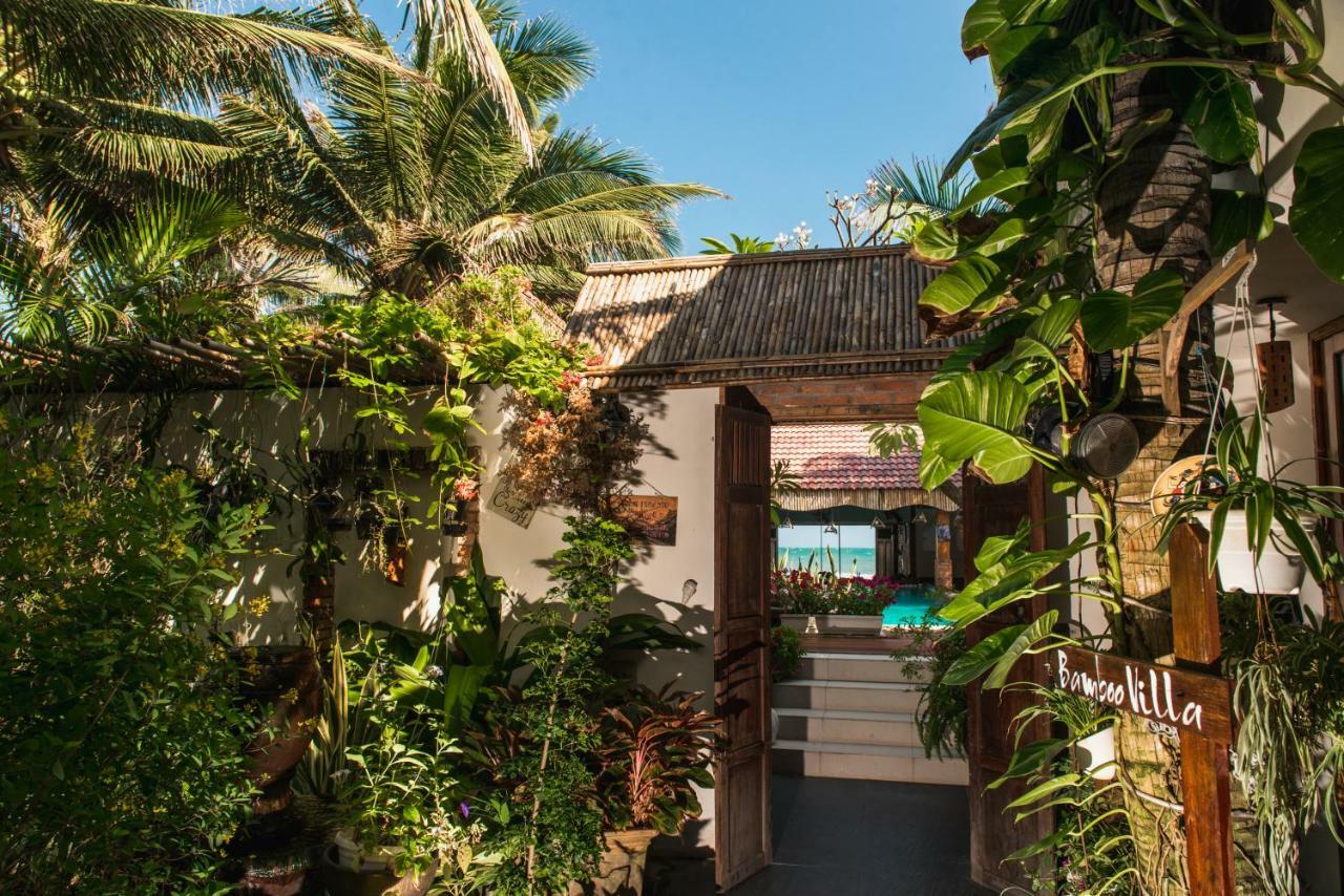 Отель Veranda Beach Place Фантхьет Экстерьер фото